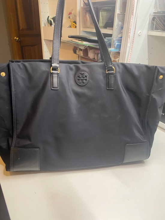 Tory Burch Handbags - Tory Burch Tote